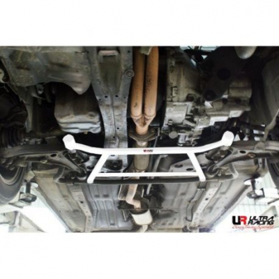 Nissan Bluebird 83-90 U11 1.8 Ultra-R 4-точки предна H-разпънка